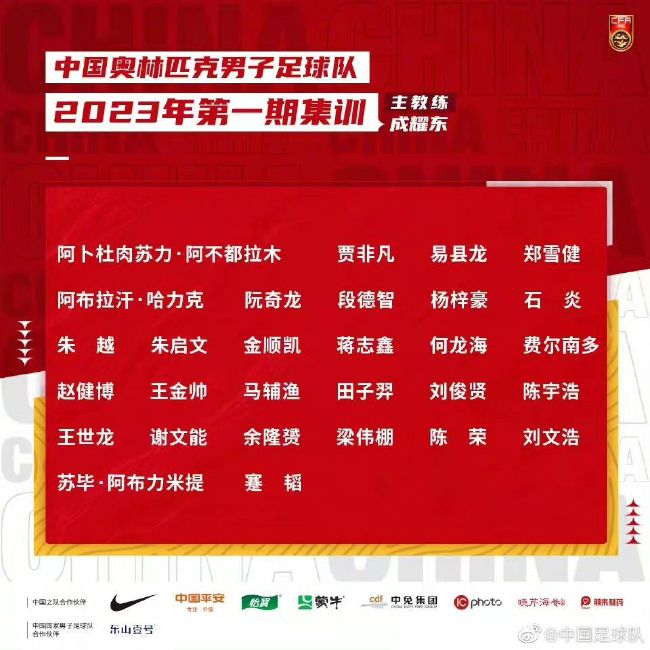 一闪而过改造人地下格斗场景和机动铁球大赛片段同样与原著高度契合